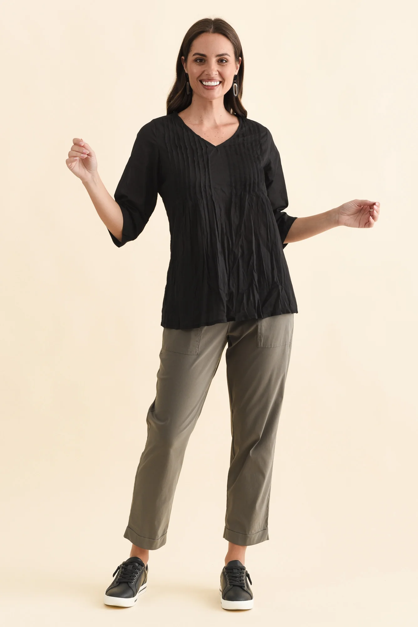 Fia Black Sleeved Crinkle Cotton Top - Image 3