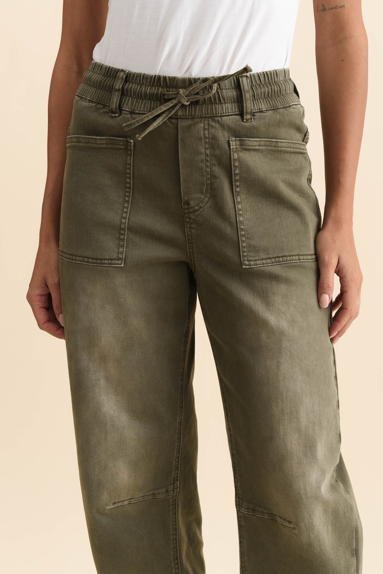BB Barrel Khaki Jeans - Image 7