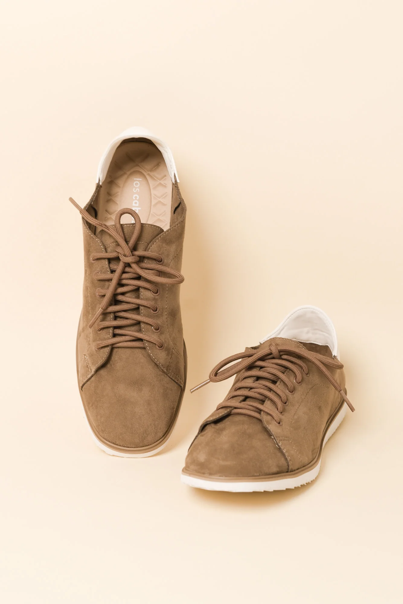 Cuavella Tan Suede Sneaker - Image 3