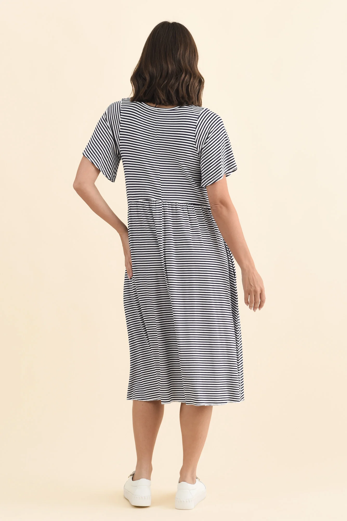 Donna Navy Stripe Gathered Dress - Image 6