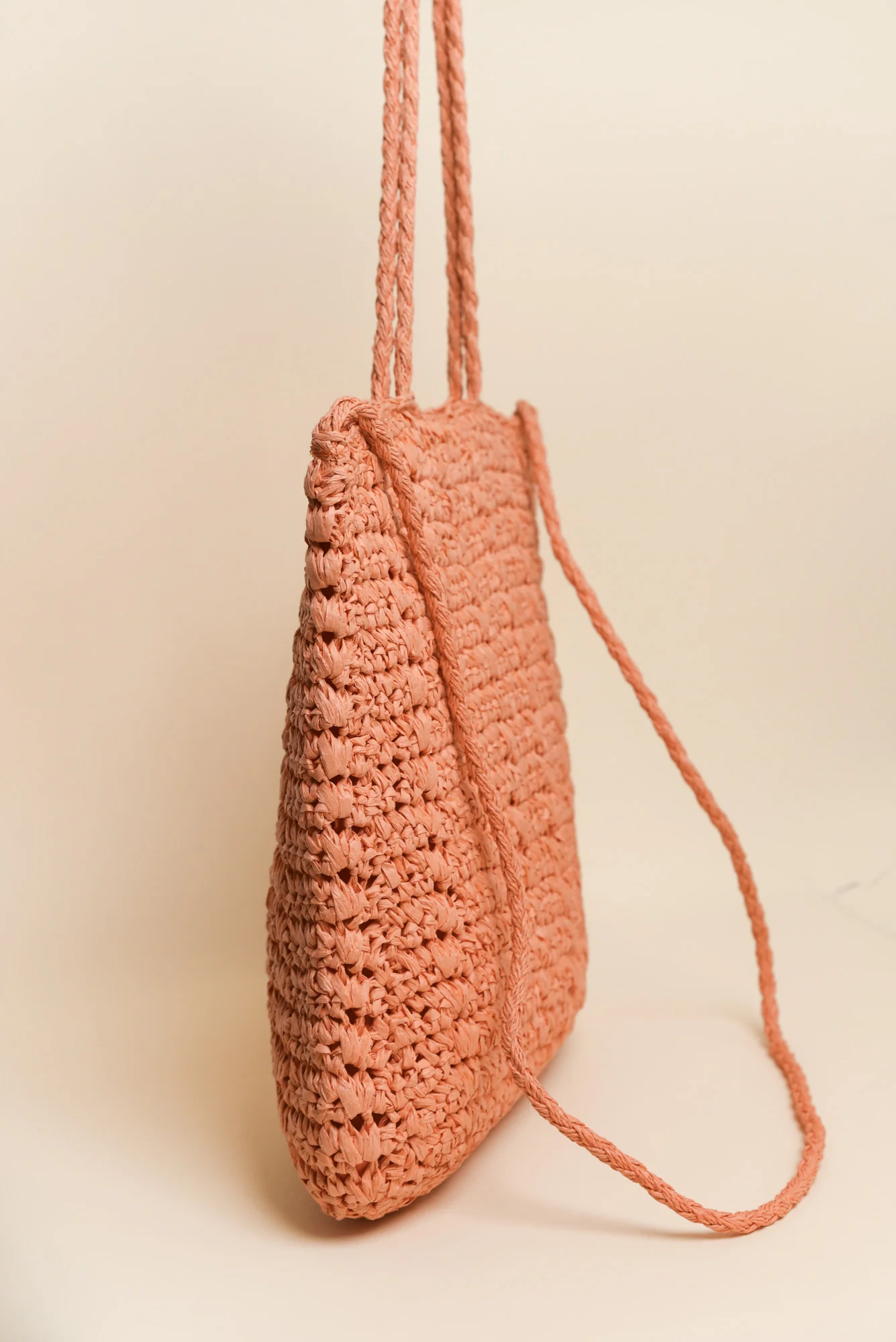 Endota Coral Straw Tote - Image 2