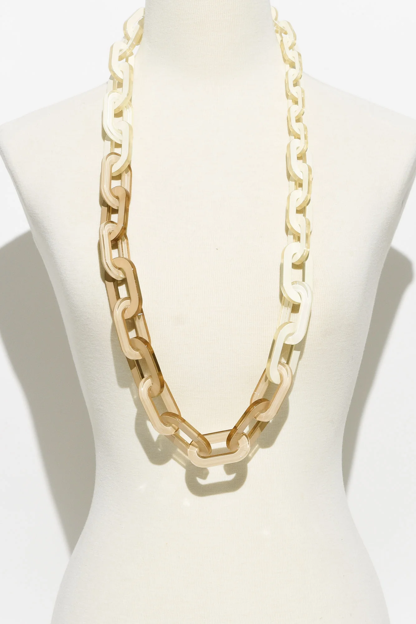 Hanoi Beige Linked Necklace - Image 2