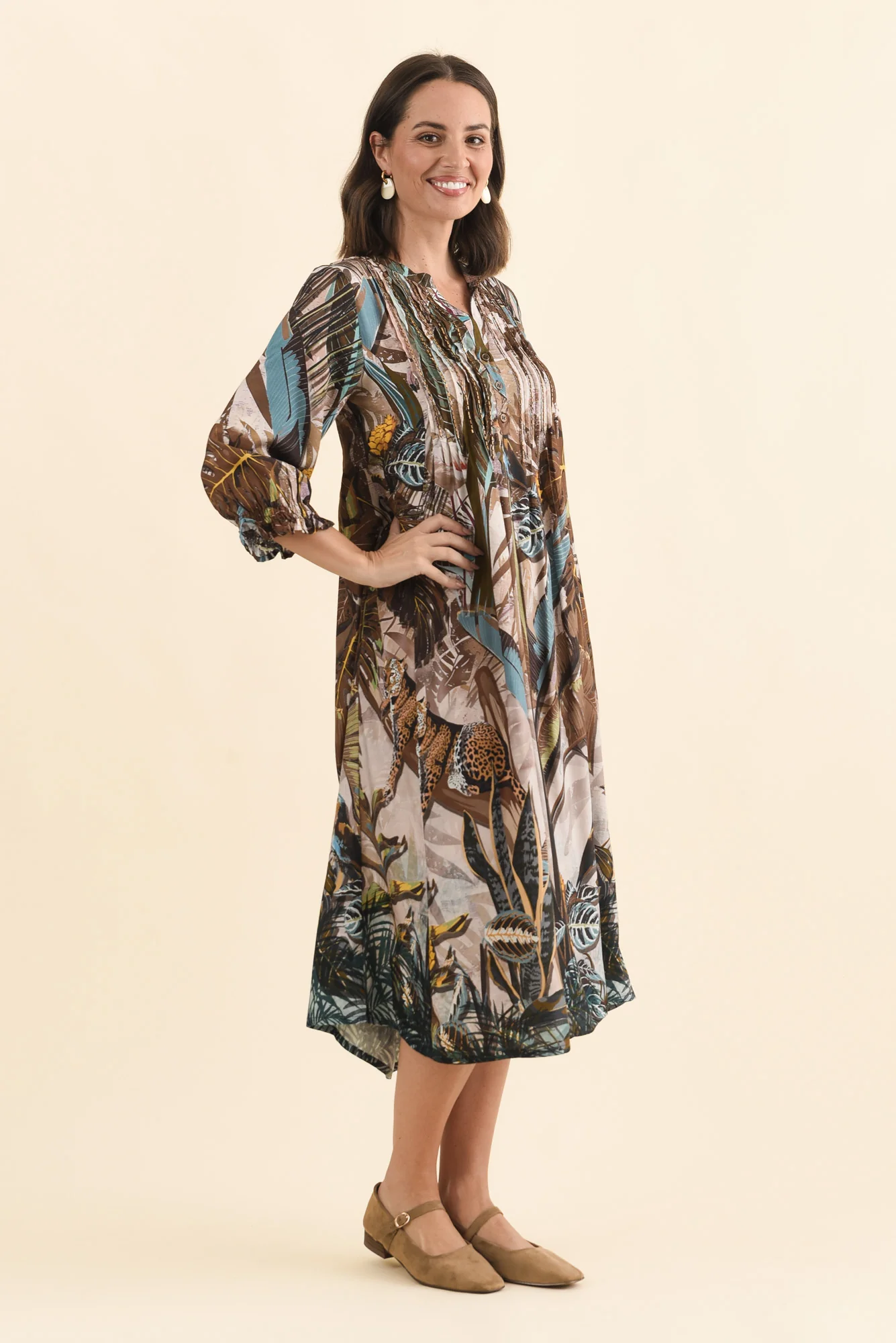 Kalmia Brown Jungle Pleated Tie Dress - Image 4