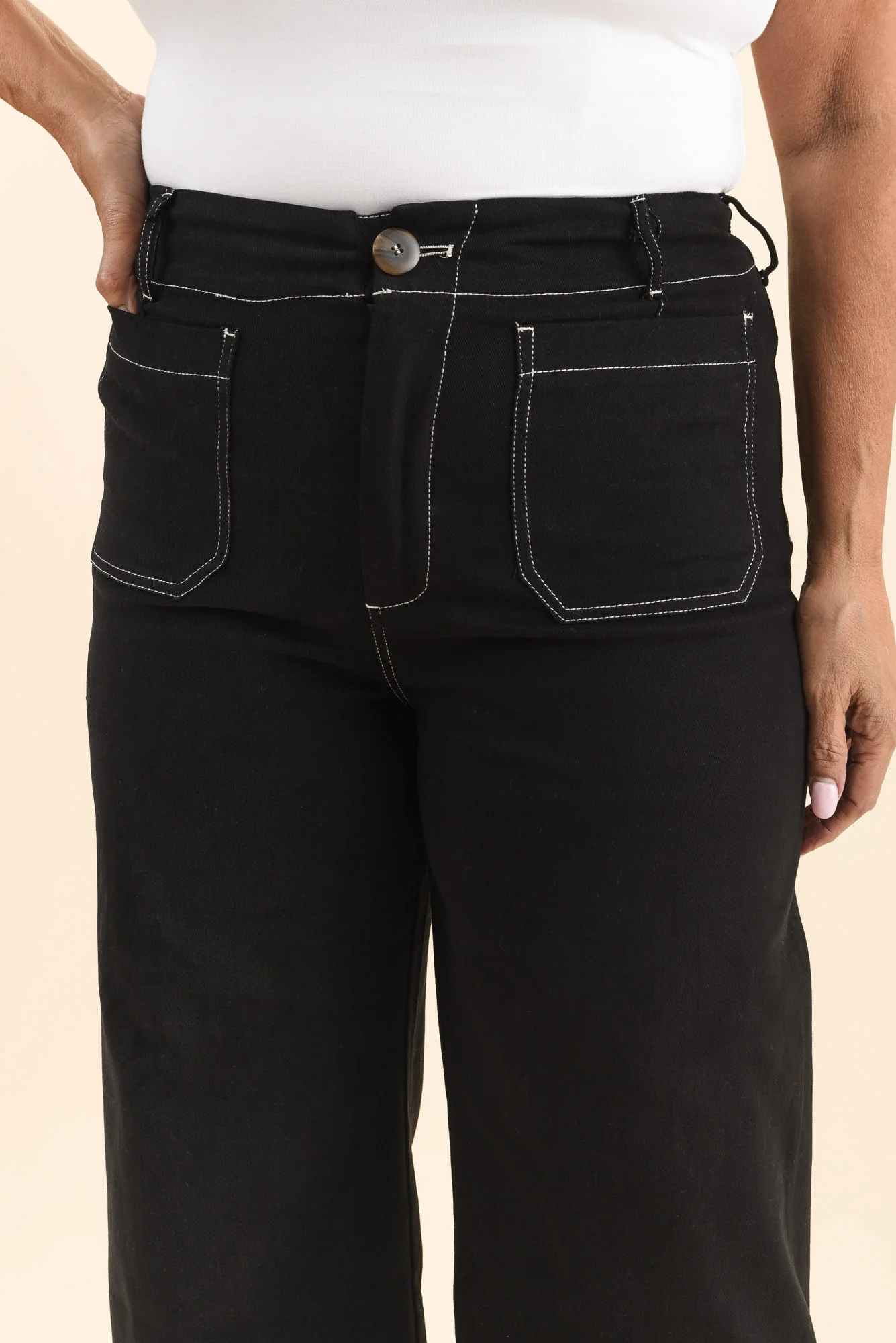 Lenon Black Denim Cropped Jeans - Image 5