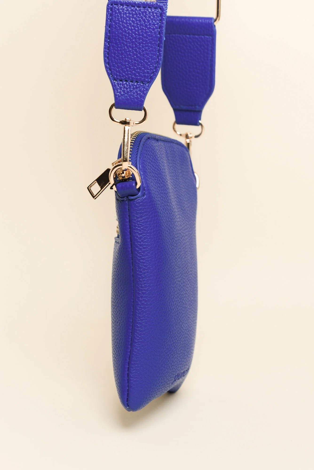 Leola Blue Walker Crossbody Bag - Image 2