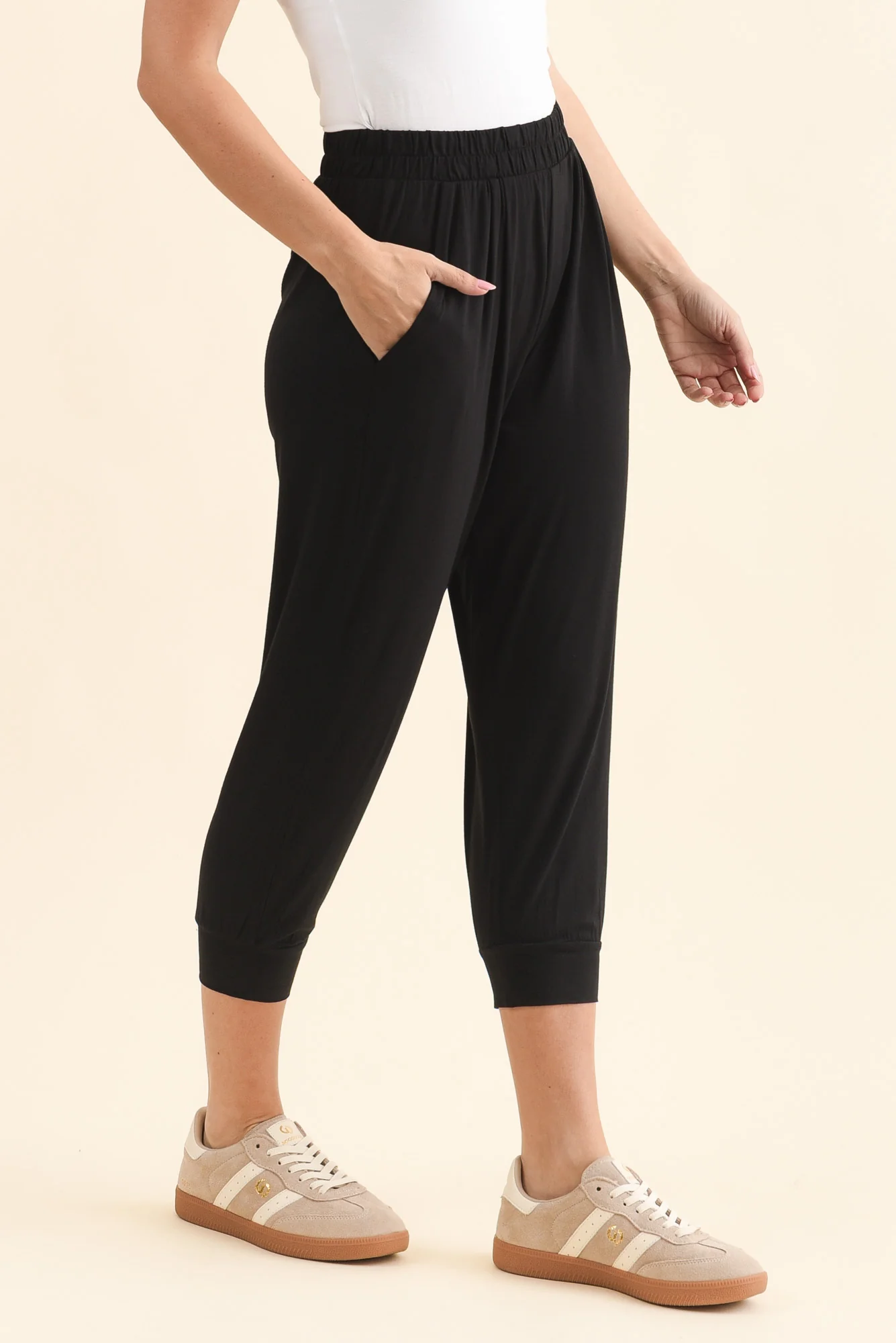 Louis Black Cropped Jogger Pants - Image 3