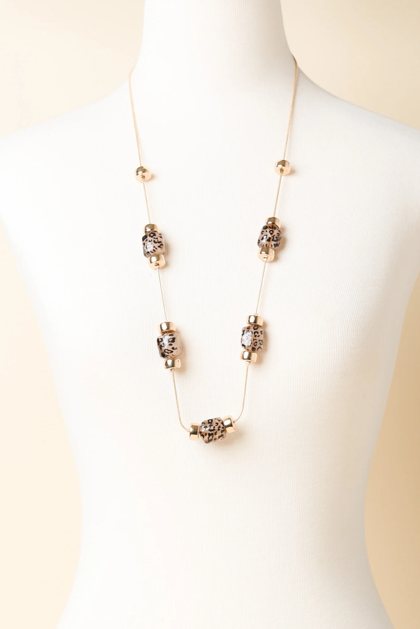 Mardie Gold Leopard Beaded Necklace - Image 2