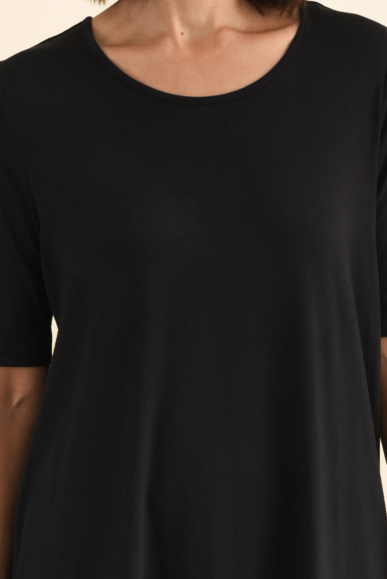 Maya Black Half Sleeve Tee - Image 6