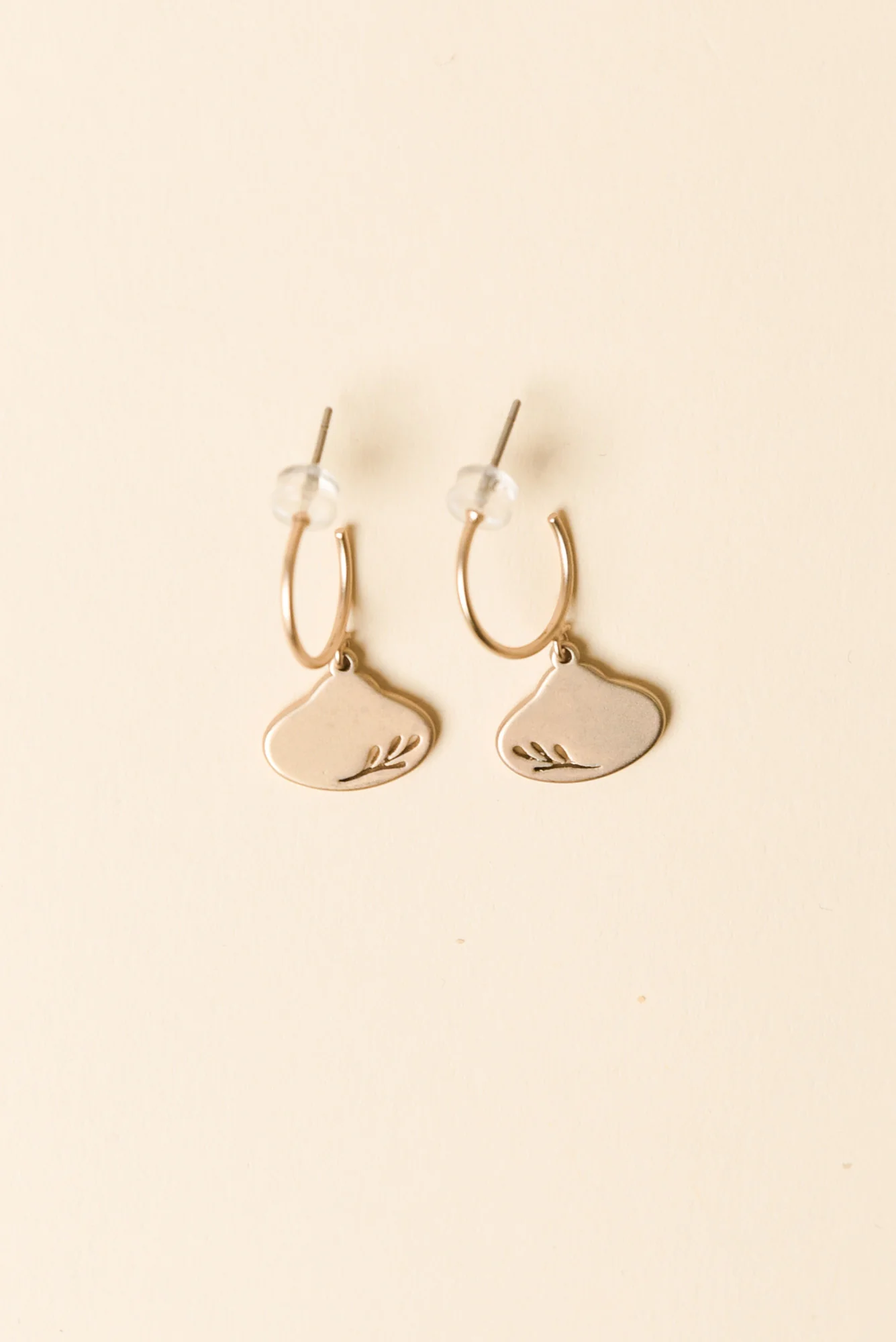 Odilia Gold Leaf Hoop Earrings