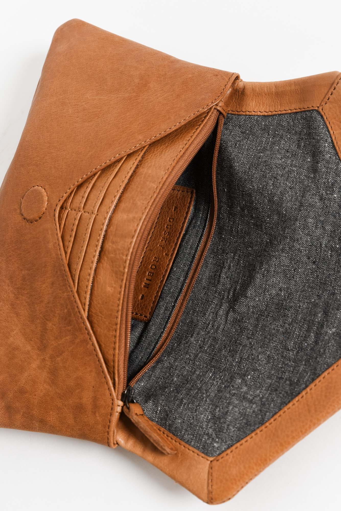 Riley Tan Leather Clutch - Image 5